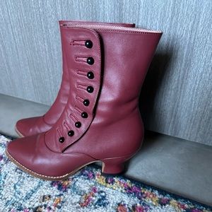 American Duchess Tavistock Victorian Button Boots Size 6
